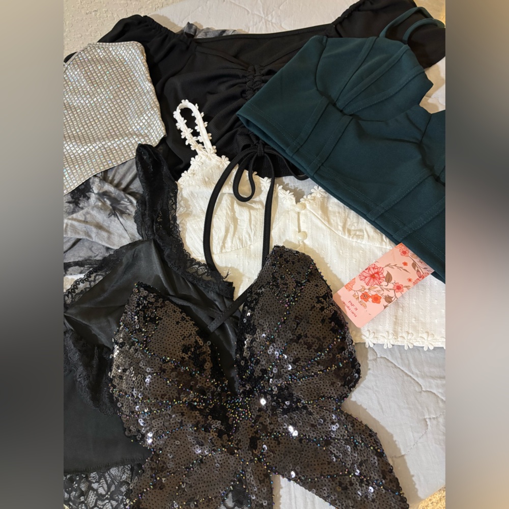 BUNDLE of 7 Festival/going out tops, size S/M